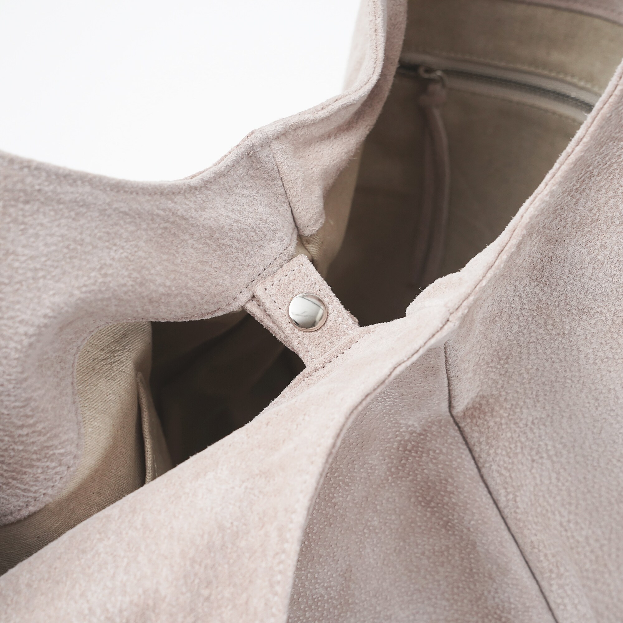 革屋が作った、「洗える革のドロップトート・大」ピンクベージュ