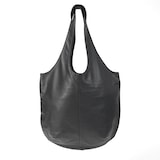 革屋が作った、「洗える牛革のドロップトートバッグ」黒