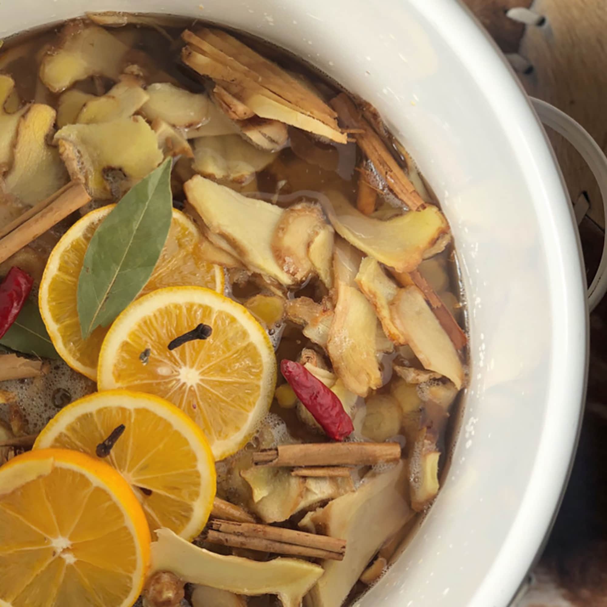 長崎県産　のんびり山の「スパイスジンジャーシロップとジンジャーパウダー」