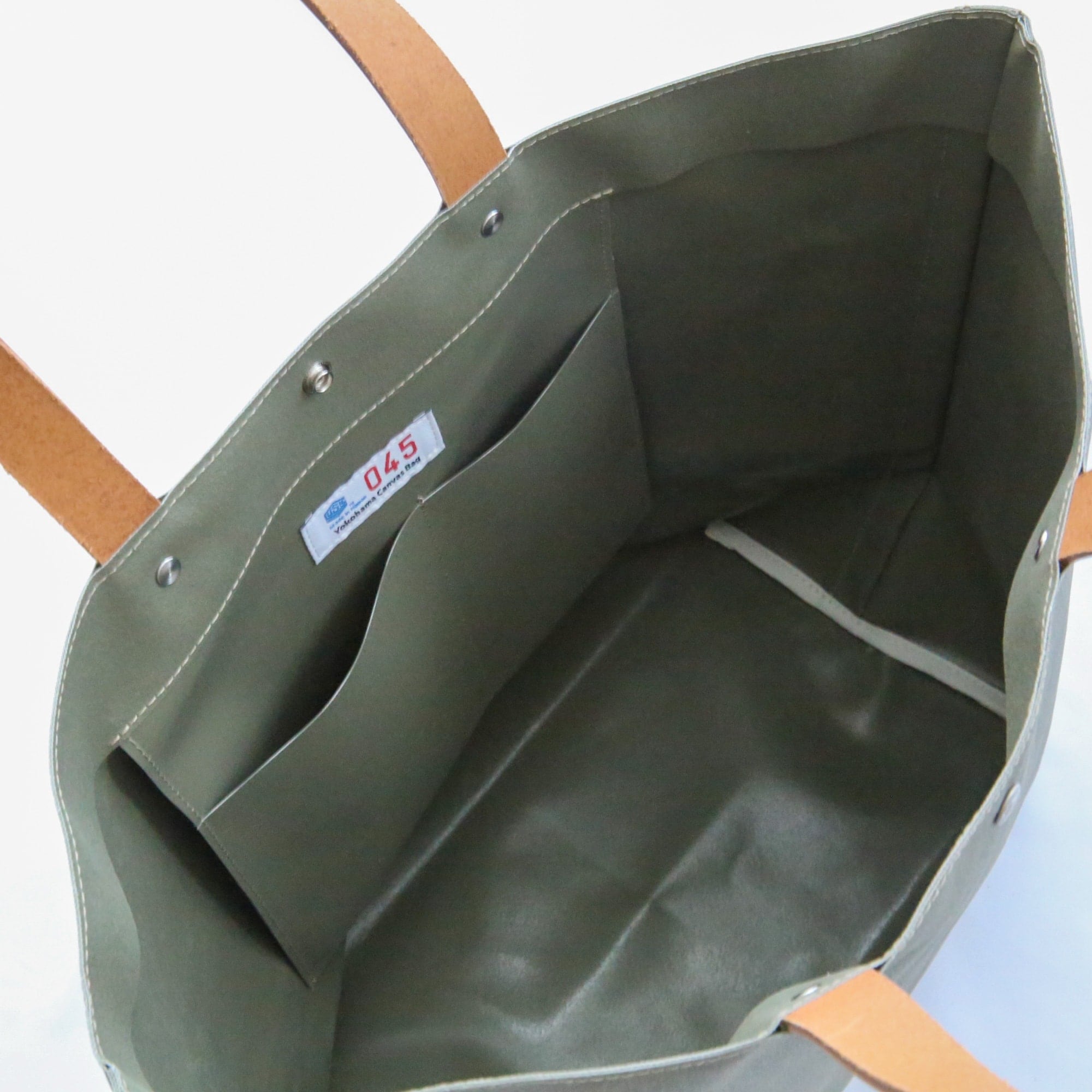 横濱帆布鞄　Ｃ　オリーブ（森野艦船帆布）