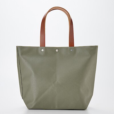 横濱帆布鞄　Ｃ　オリーブ（森野艦船帆布）