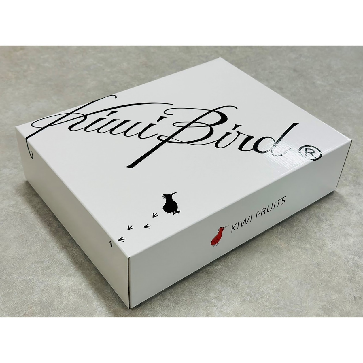 香川県　キウイバードの「キウイのたまご」約１.１ｋｇ（１６～２３玉）【ギフトにおすすめ】