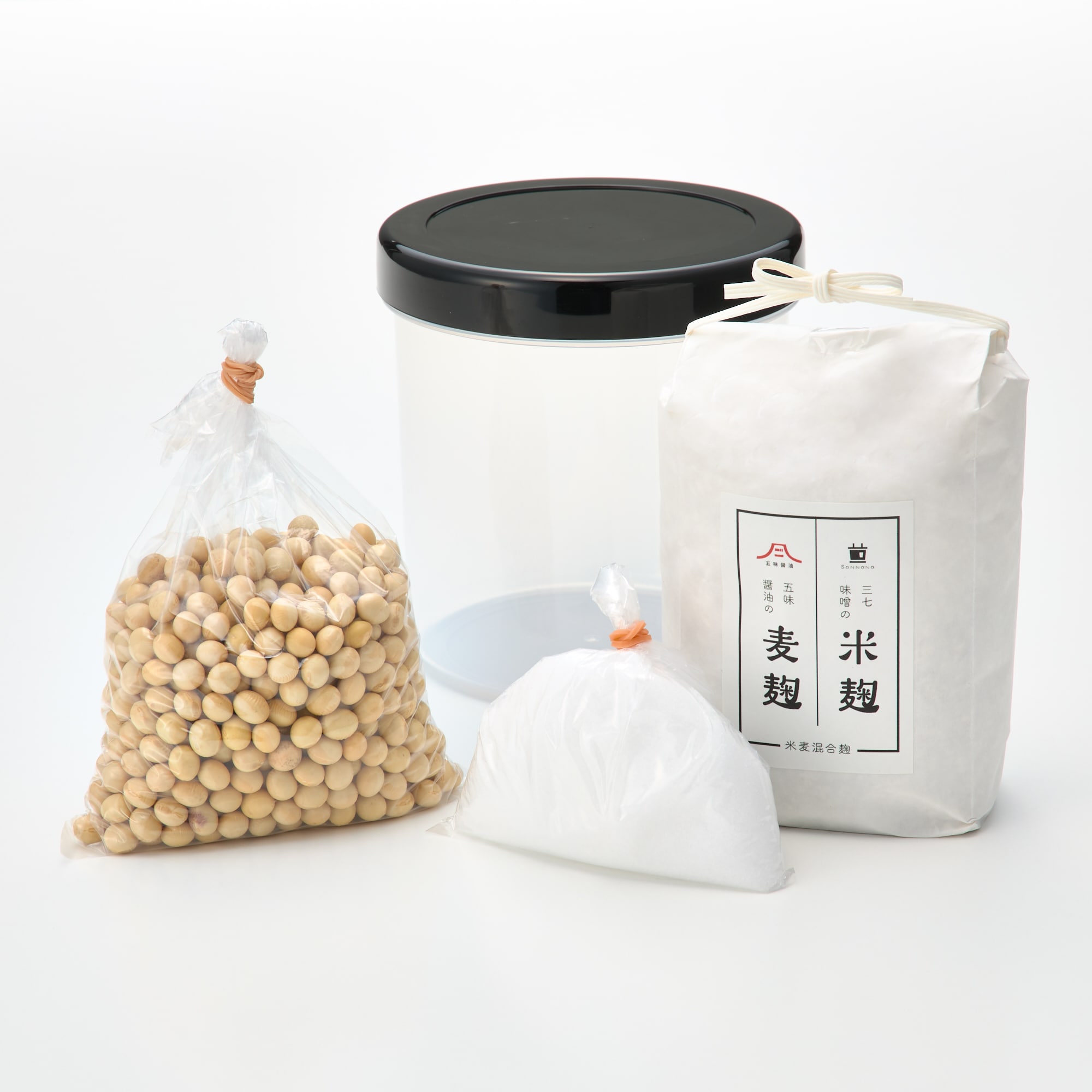 福井県・山梨県　三七味噌＆五味醤油の「はじめての手作り甲州味噌セット ※秋田県産大豆」（仕上がり１ｋｇ、容器付き）
