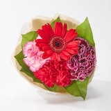 母の日　カーネーションのブーケ　赤