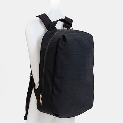 NIZYU KANO「FUKUI SIWAナイロンリュック」 M　ブラック