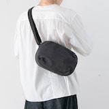 NIZYU KANO「FUKUI SIWAナイロンボディバッグ」 S　ダークグレー