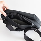 NIZYU KANO「FUKUI SIWAナイロンボディバッグ」 M　ブラック