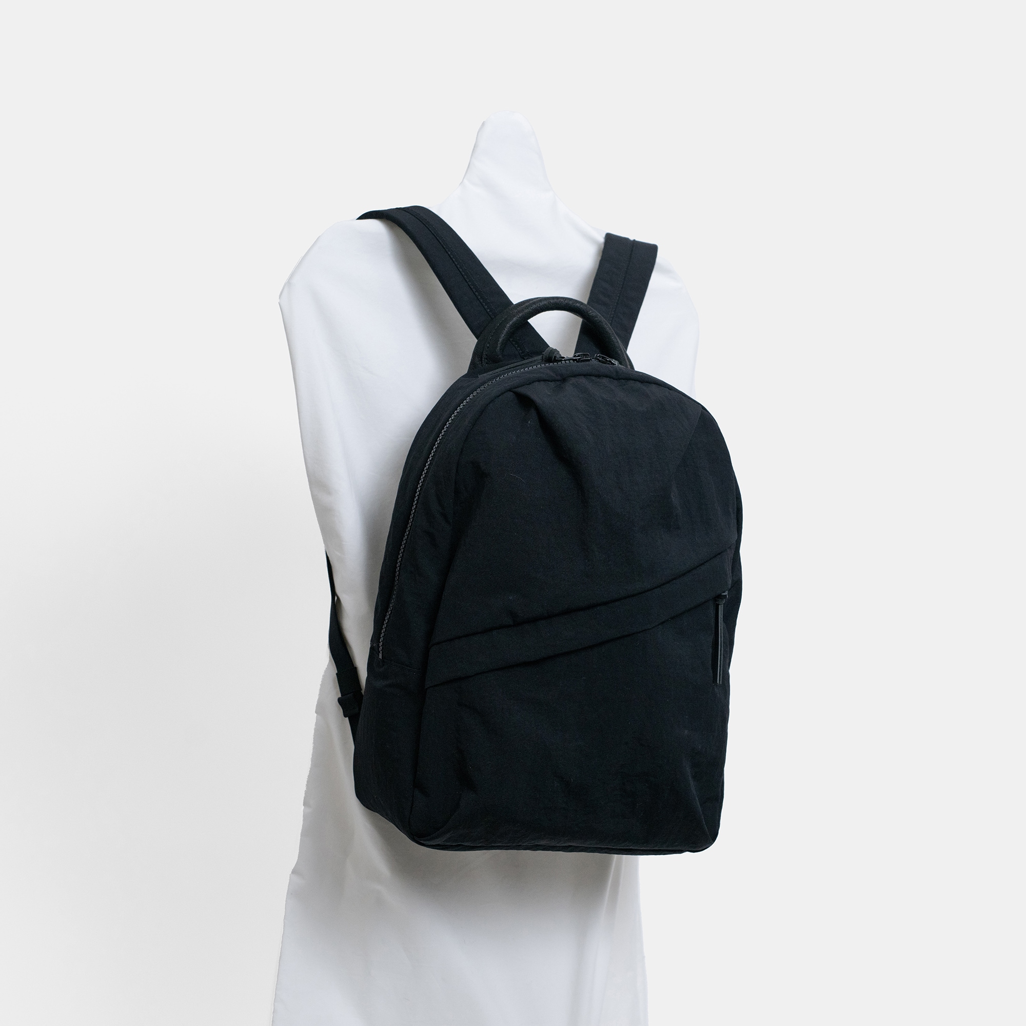 NIZYU KANO「ライトナイロンリュック」 S　ブラック