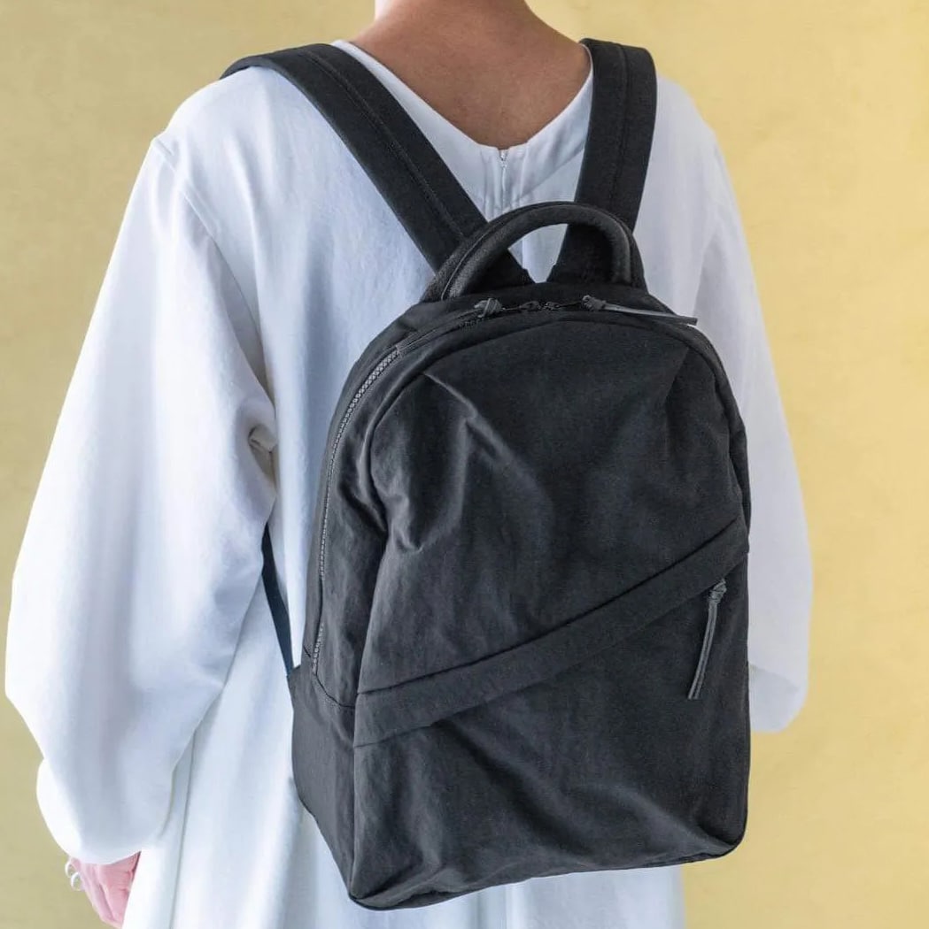 NIZYU KANO「ライトナイロンリュック」 S　ストレートグレー