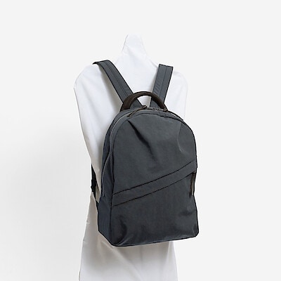 NIZYU KANO「ライトナイロンリュック」 S　ストレートグレー