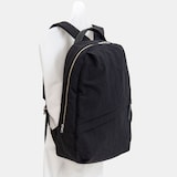 NIZYU KANO「ライトナイロンリュック」M　ブラック