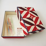 富山県　桂樹舎の「八尾和紙　文庫箱」小（万華鏡×赤）