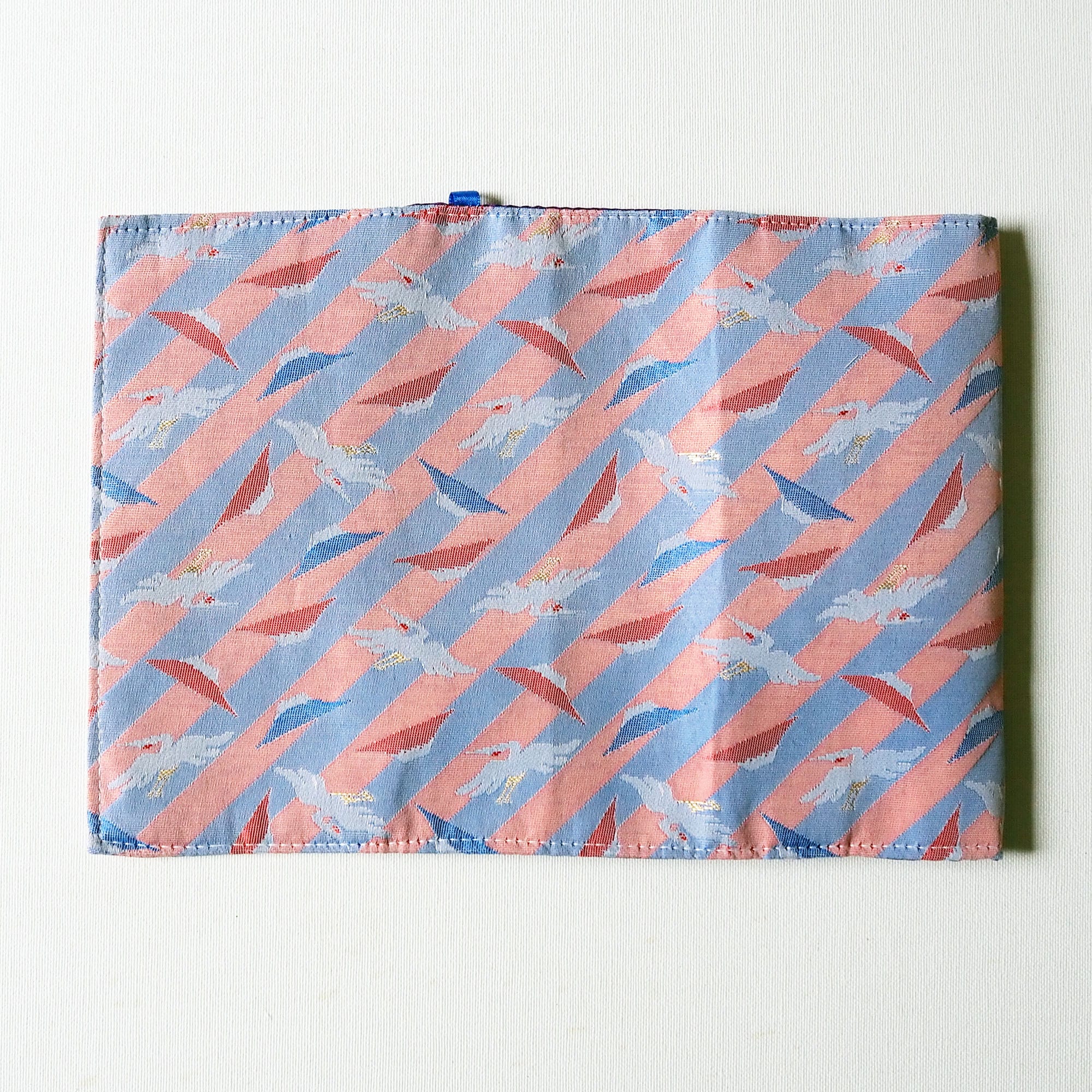 山梨県　光織物のブックカバー「Engi book cover 富士つる」