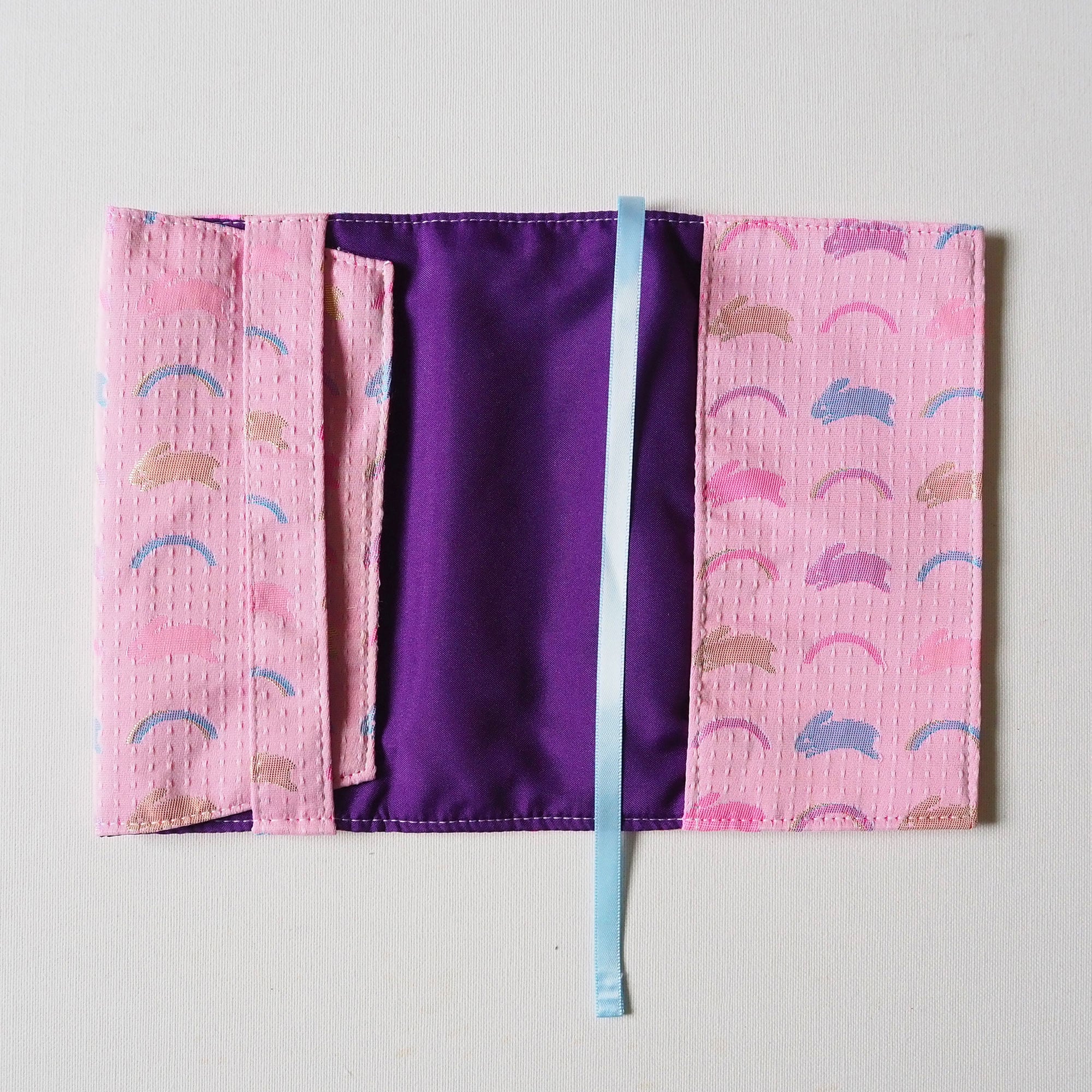 山梨県　光織物のブックカバー「Engi book cover うさぎ」