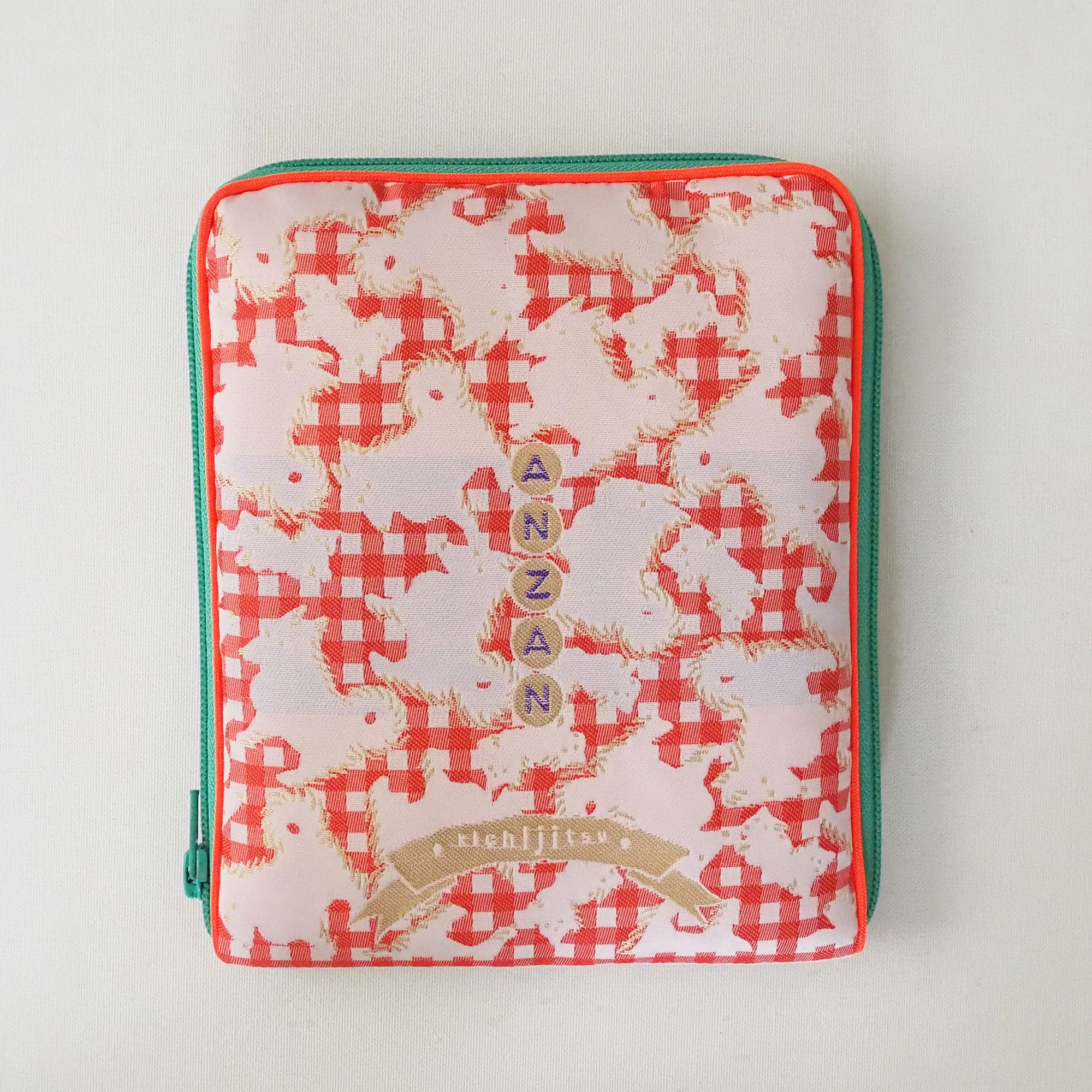 山梨県　光織物の母子手帳ケース「ごきげんぽーち いぬ」