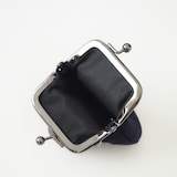 青森県　弘前こぎん研究所のこぎん刺し「ミニがま口 りんご」紺