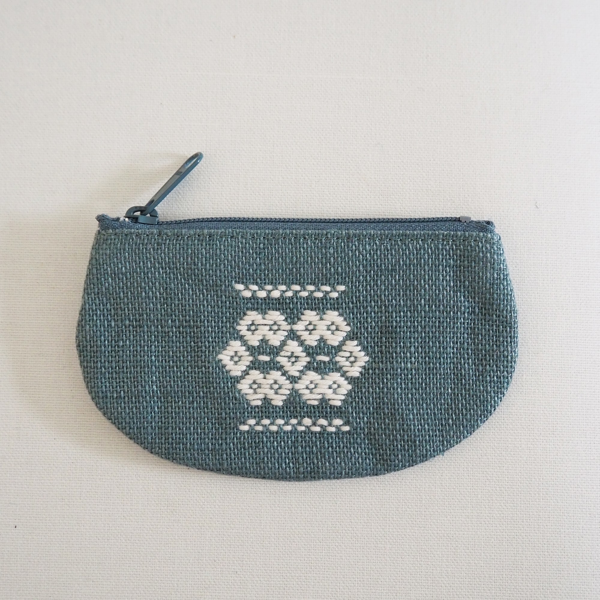 青森県　弘前こぎん研究所のこぎん刺し「丸小銭入」緑