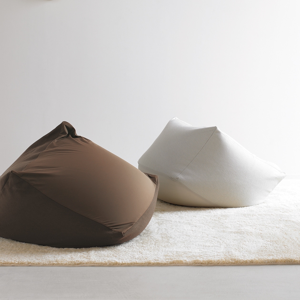 【新古品】体にフィットするソファ・本体