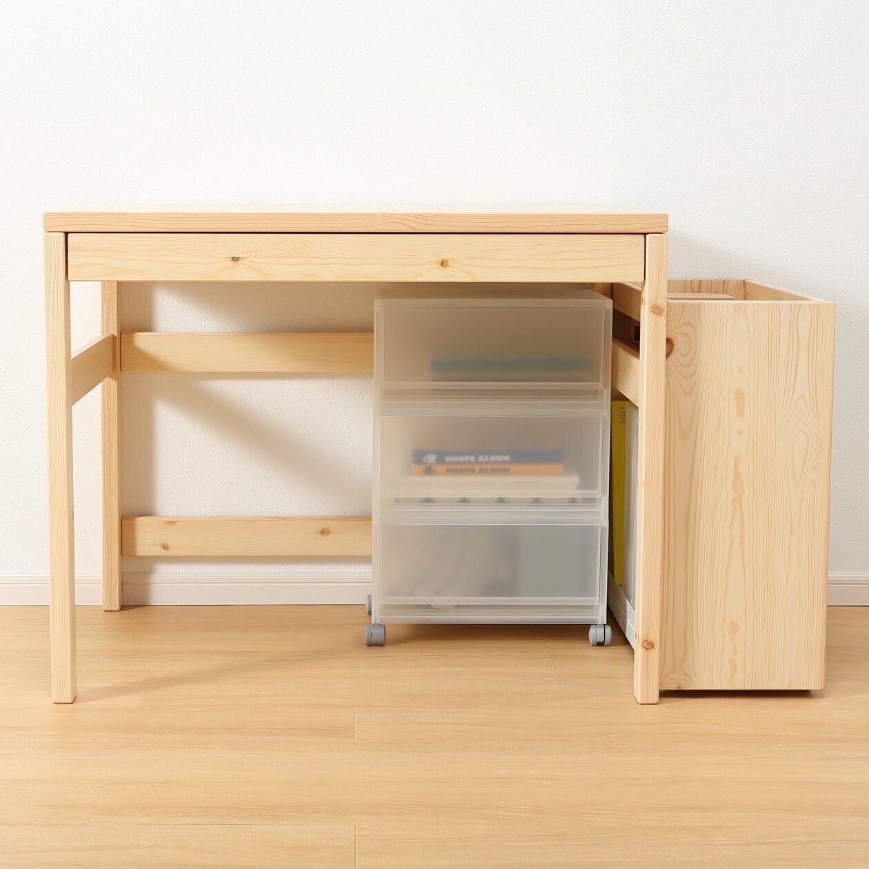 【新古品】パイン材デスク幅８６ｃｍ