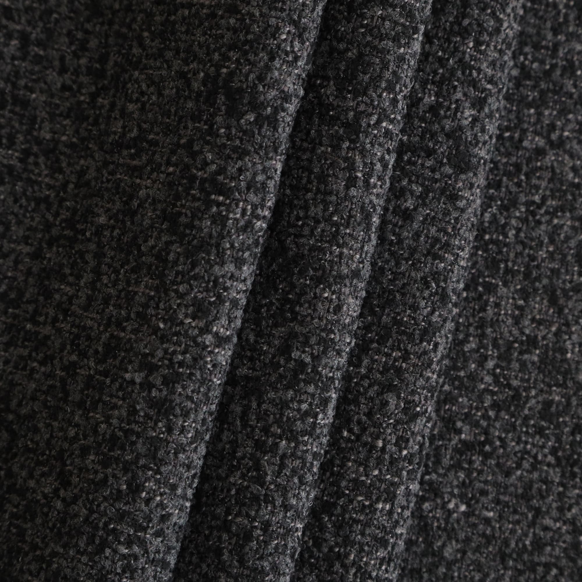 【新古品】［ＩＤＥＥ］ＡＯ　ＳＯＦＡ　（１）　ＢＯＵＣＬＥ　ＢＬＡＣＫ