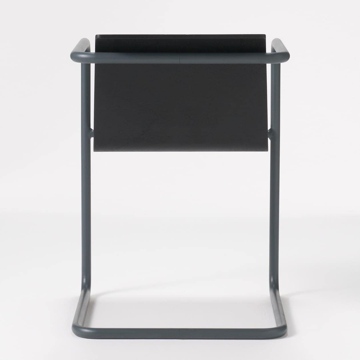 【新古品】スチールパイプチェア／ダークグレー