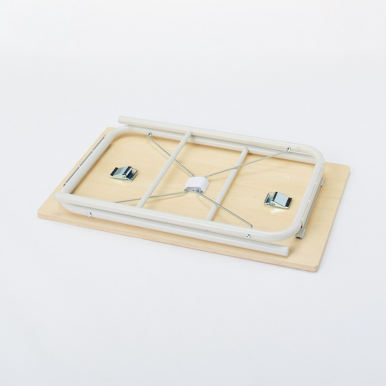 【新古品】スチールパイプテーブル