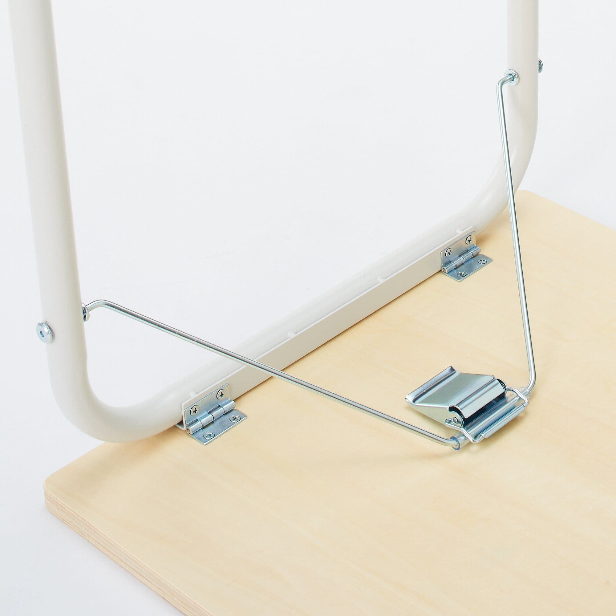 MUJI 無印良品 スチールパイプテーブル ホワイト ヨークタウン塩釜舟入】新生活におすすめ！スチールパイプ家具