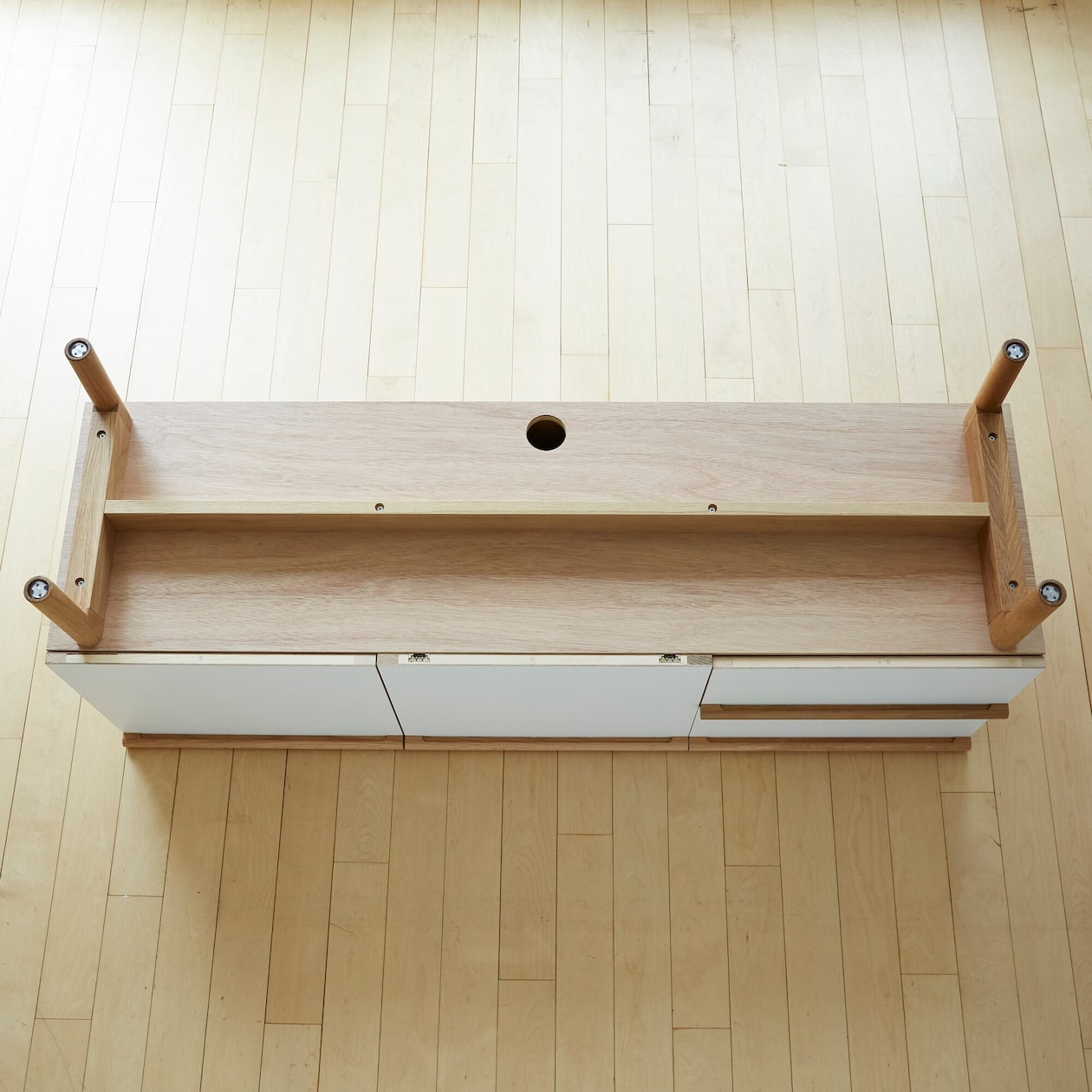 【新古品】ＳＴＩＬＴ　ＳＩＤＥＢＯＡＲＤ　Ｌ　Ｗｈｉｔｅ