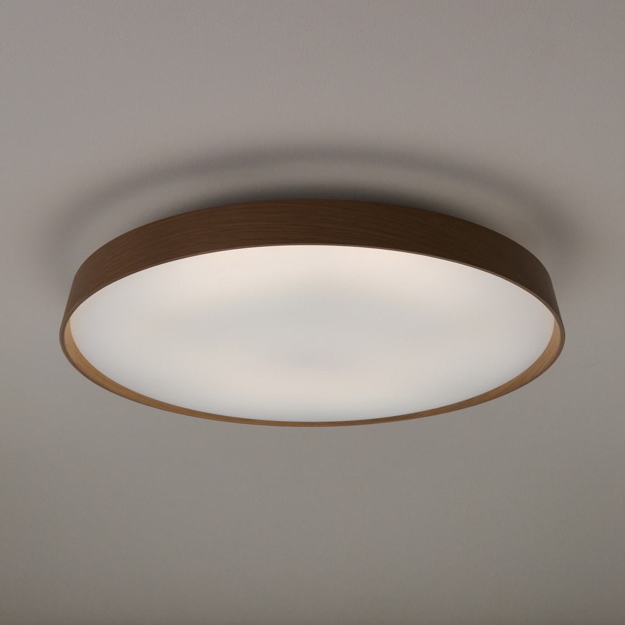 【新古品】ＬＥＤ木製シーリングライト　調光調色機能付　１０畳