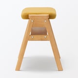【新古品】再生ポリエステル混　木製スタッキングスツール　マスタード