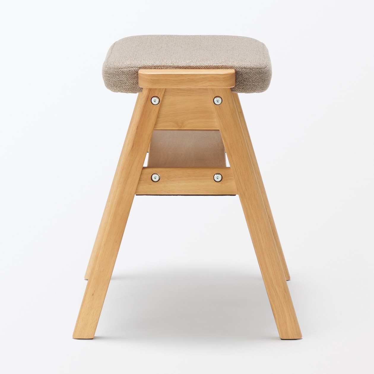 【新古品】再生ポリエステル混　木製スタッキングスツール　ライトブラウン