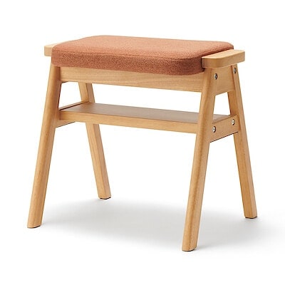 【新古品】再生ポリエステル混　木製スタッキングスツール　オレンジ