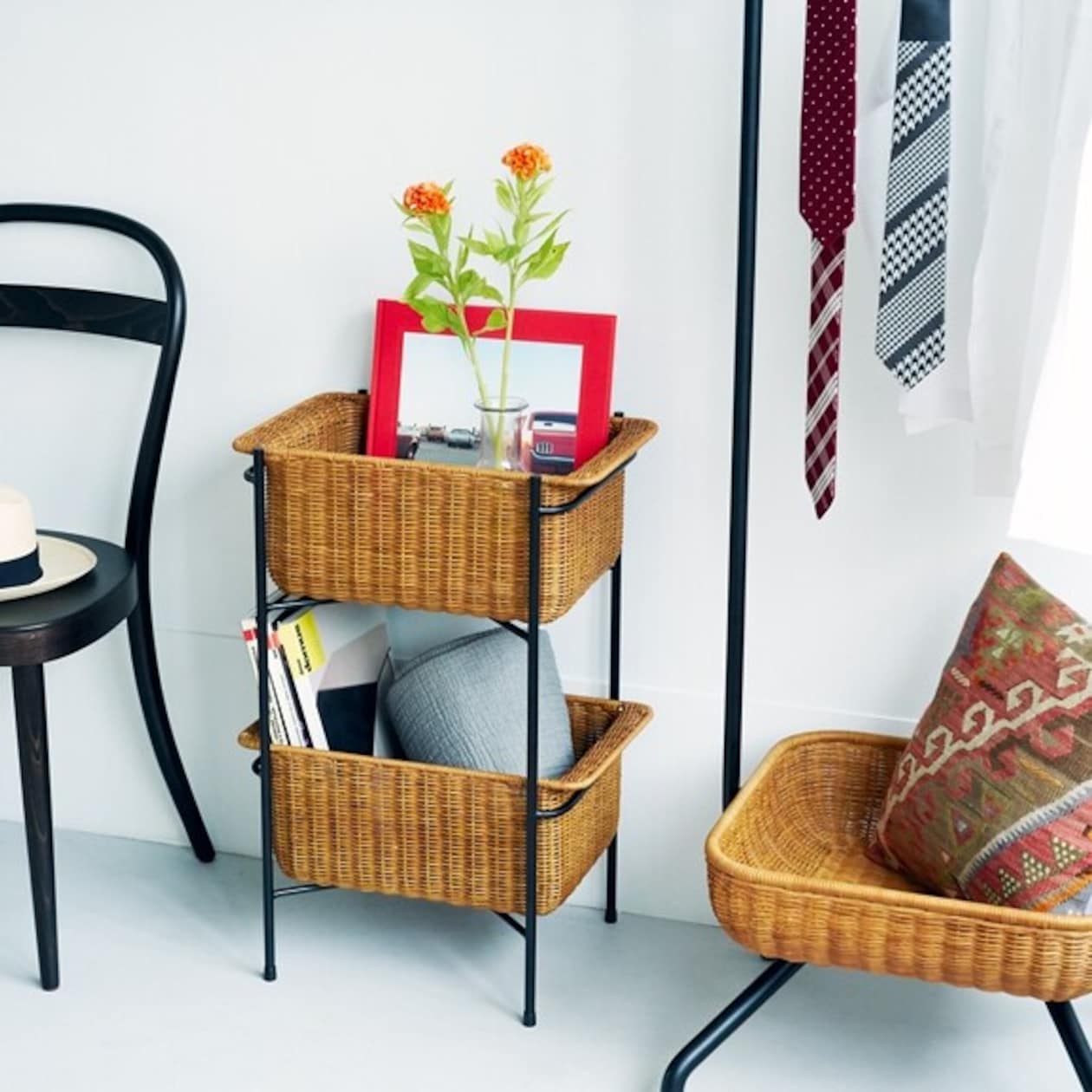 【新古品】［ＩＤＥＥ］ＷＡＬＬＡＢＹ　ＢＡＳＫＥＴ　ＳＴＡＮＤ　Ｂｌａｃｋ