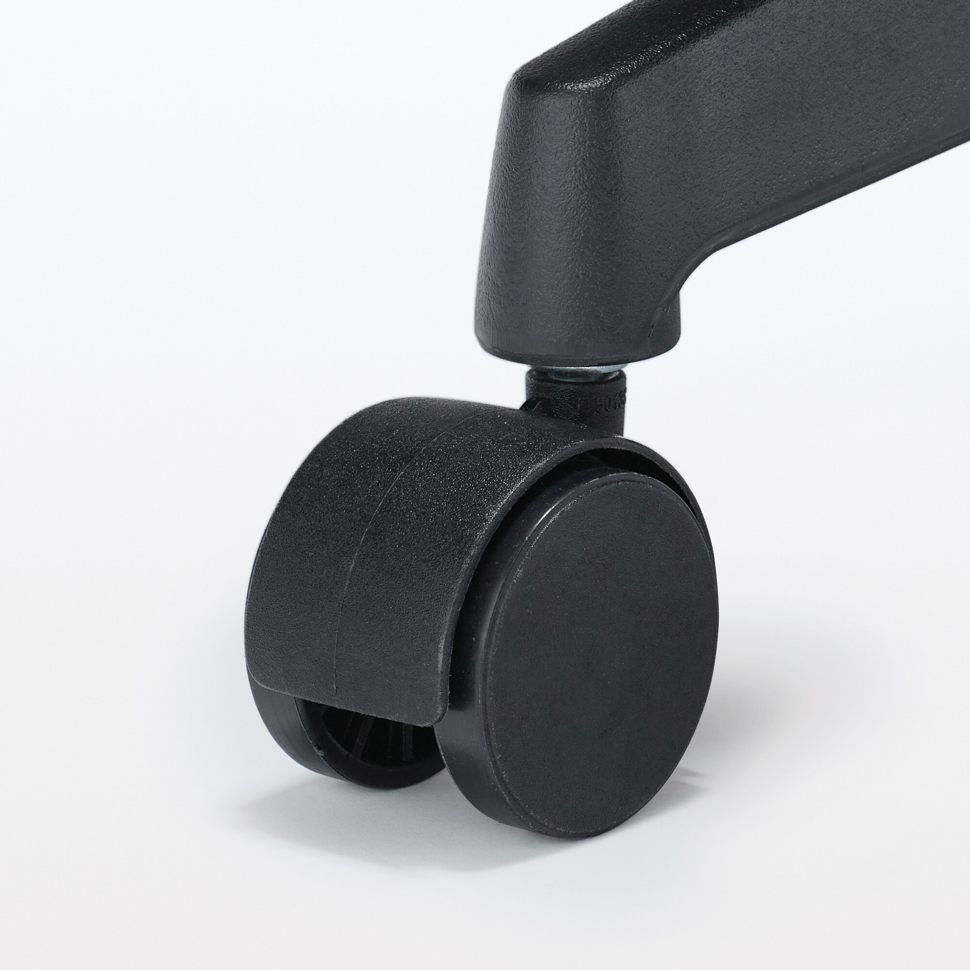 【新古品】ワーキングアームチェア　背メッシュ　（２０２３）