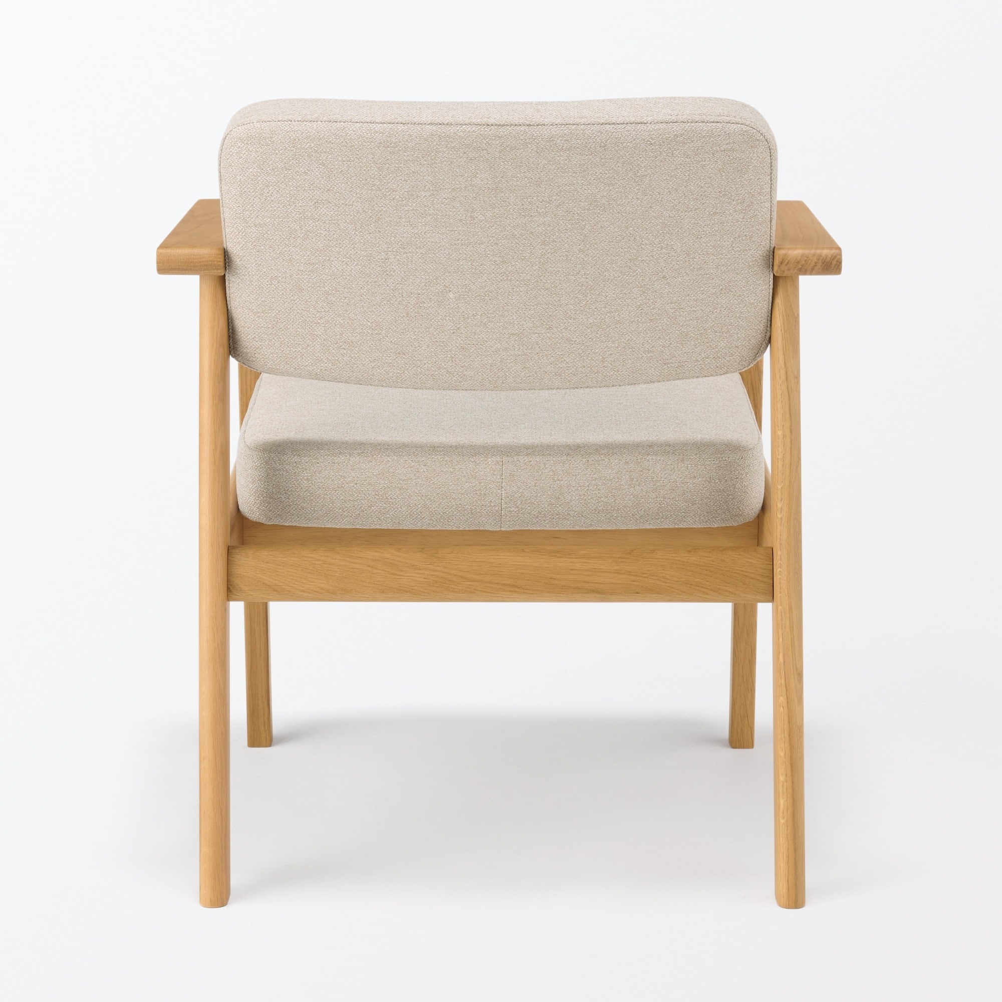 【新古品】木製アームチェア　ベージュ