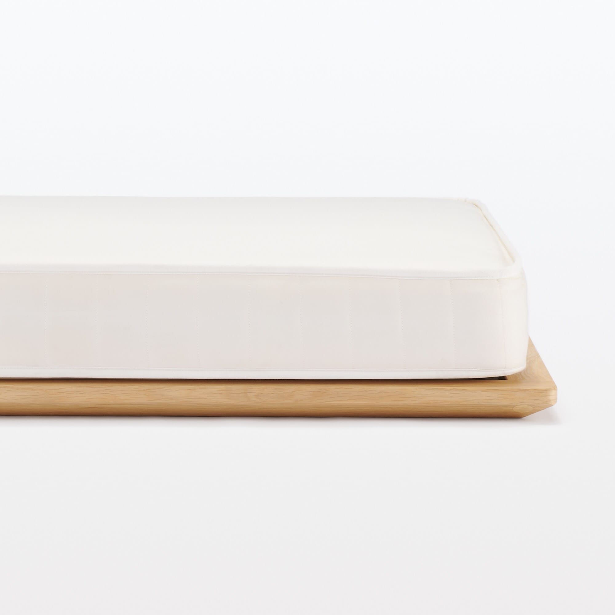 【中古品】木製ベッドフレーム