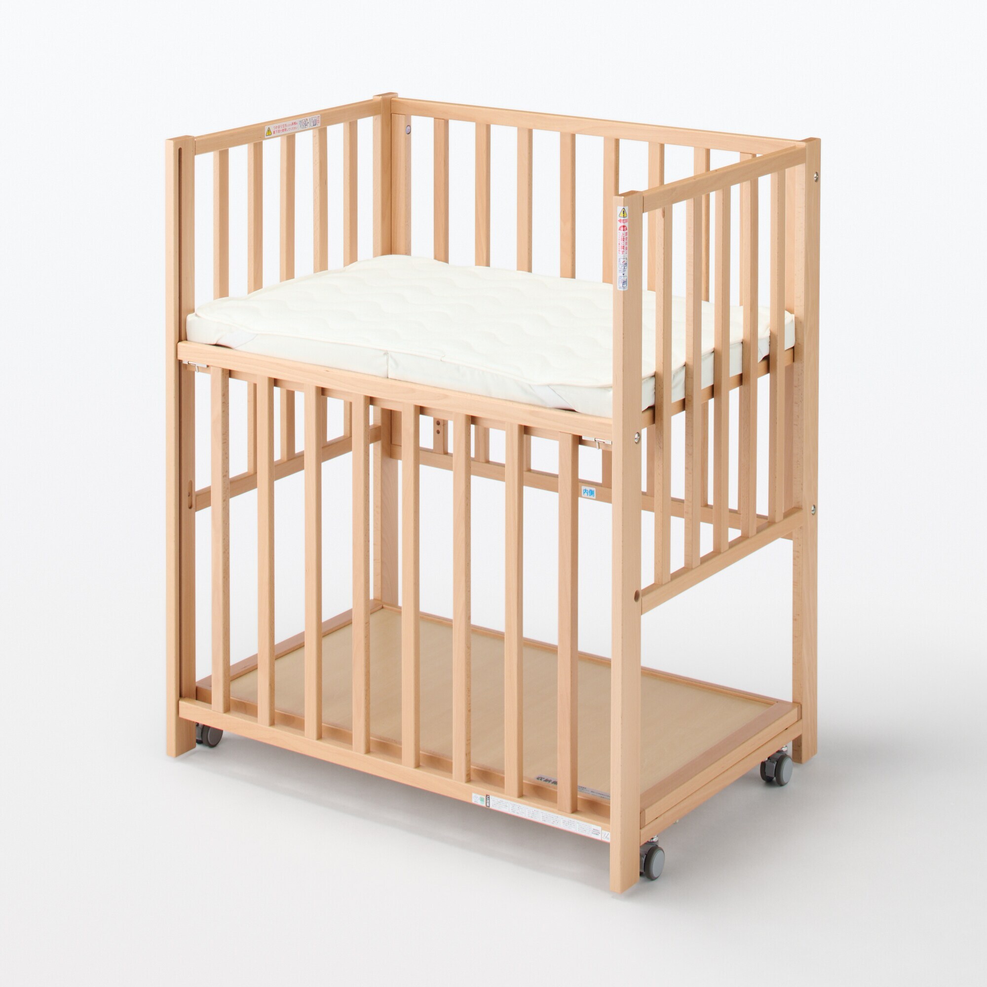 【中古品】ビーチ材　ベビーベッド