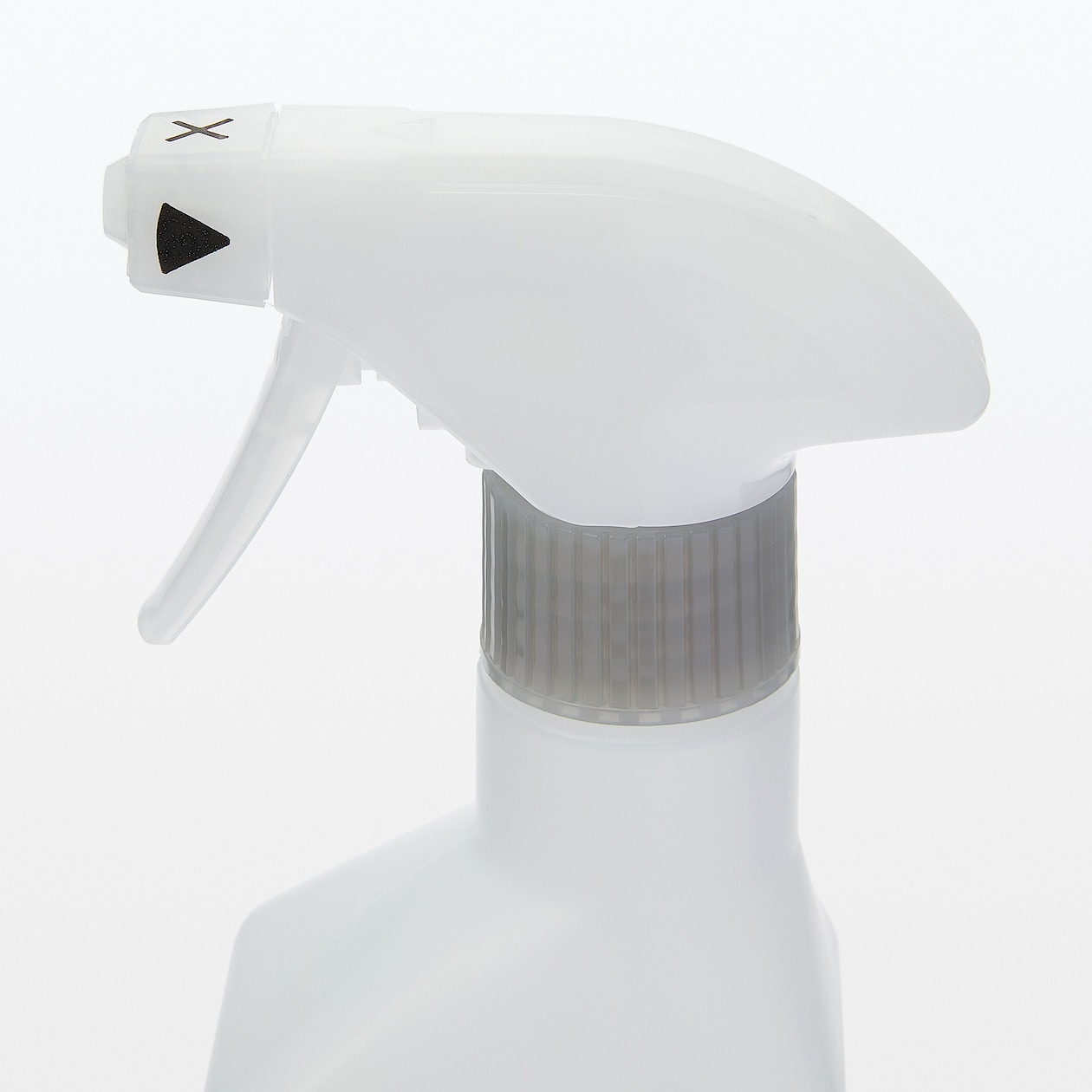ポリエチレン洗剤用泡スプレーボトル 約５００ｍｌ用・逆さ噴射可能トリガー | バスルームグッズ 通販 | 無印良品