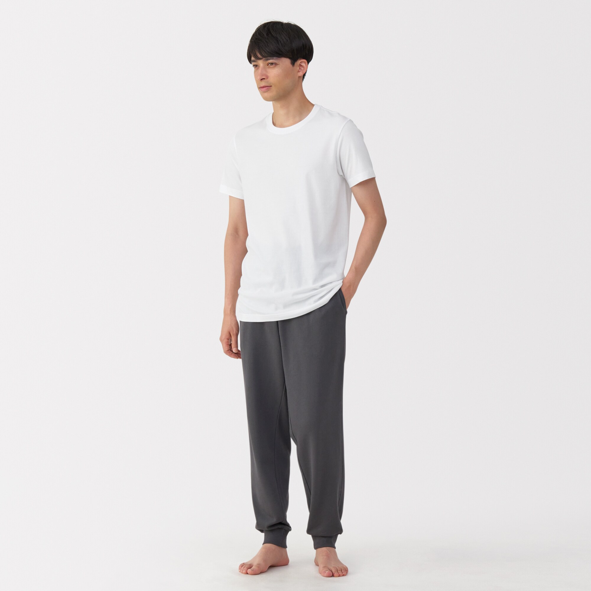 紳士　脇に縫い目のない　２枚組　クルーネック半袖Ｔシャツ