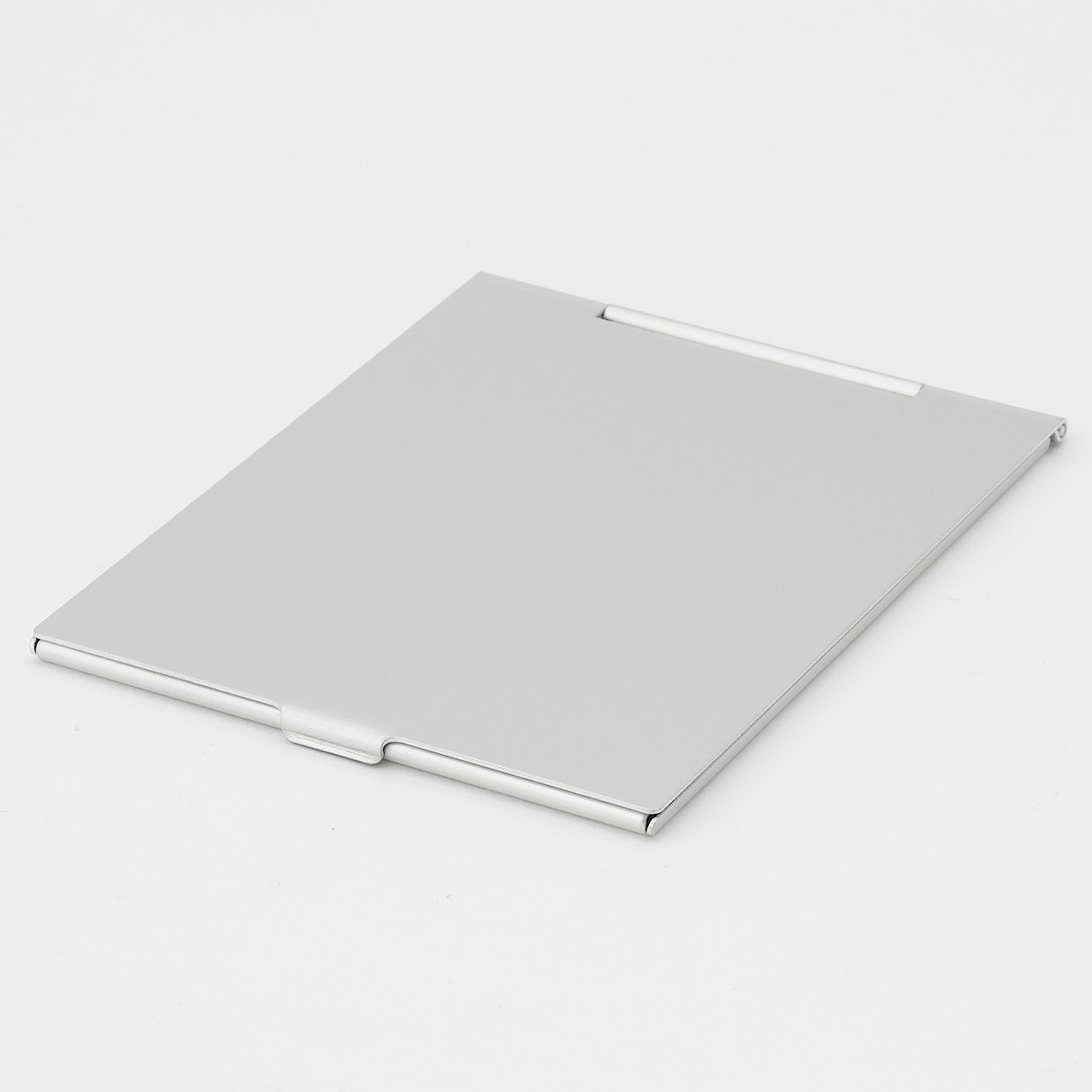 アルミ折りたたみミラー・大 １６４ｘ１２６ｘ厚さ５．３ｍｍ | 卓上ミラー・スタンドミラー・コンパクトミラー・鏡・姿見 通販 | 無印良品