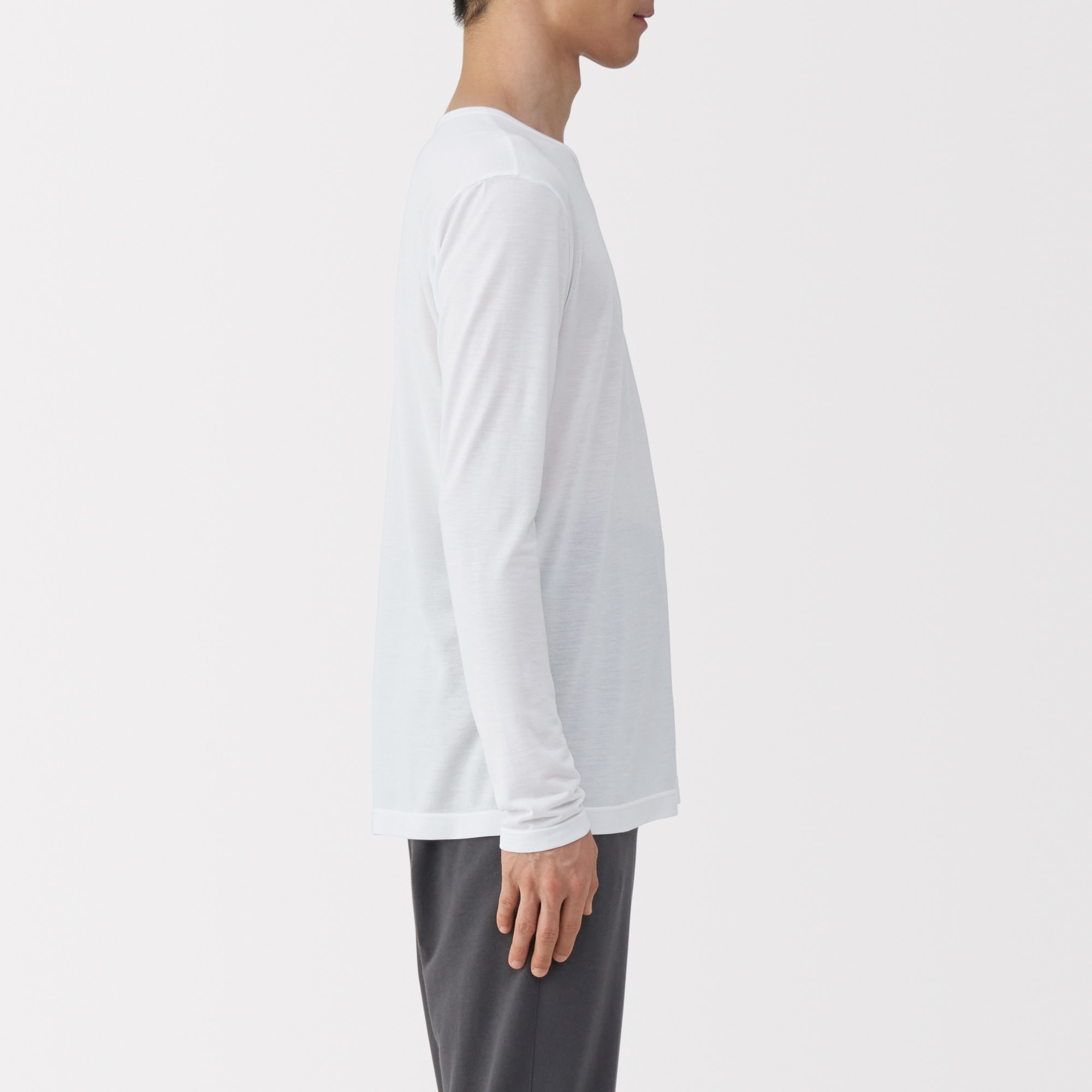 紳士　脇に縫い目のない　なめらか　クルーネック長袖Ｔシャツ