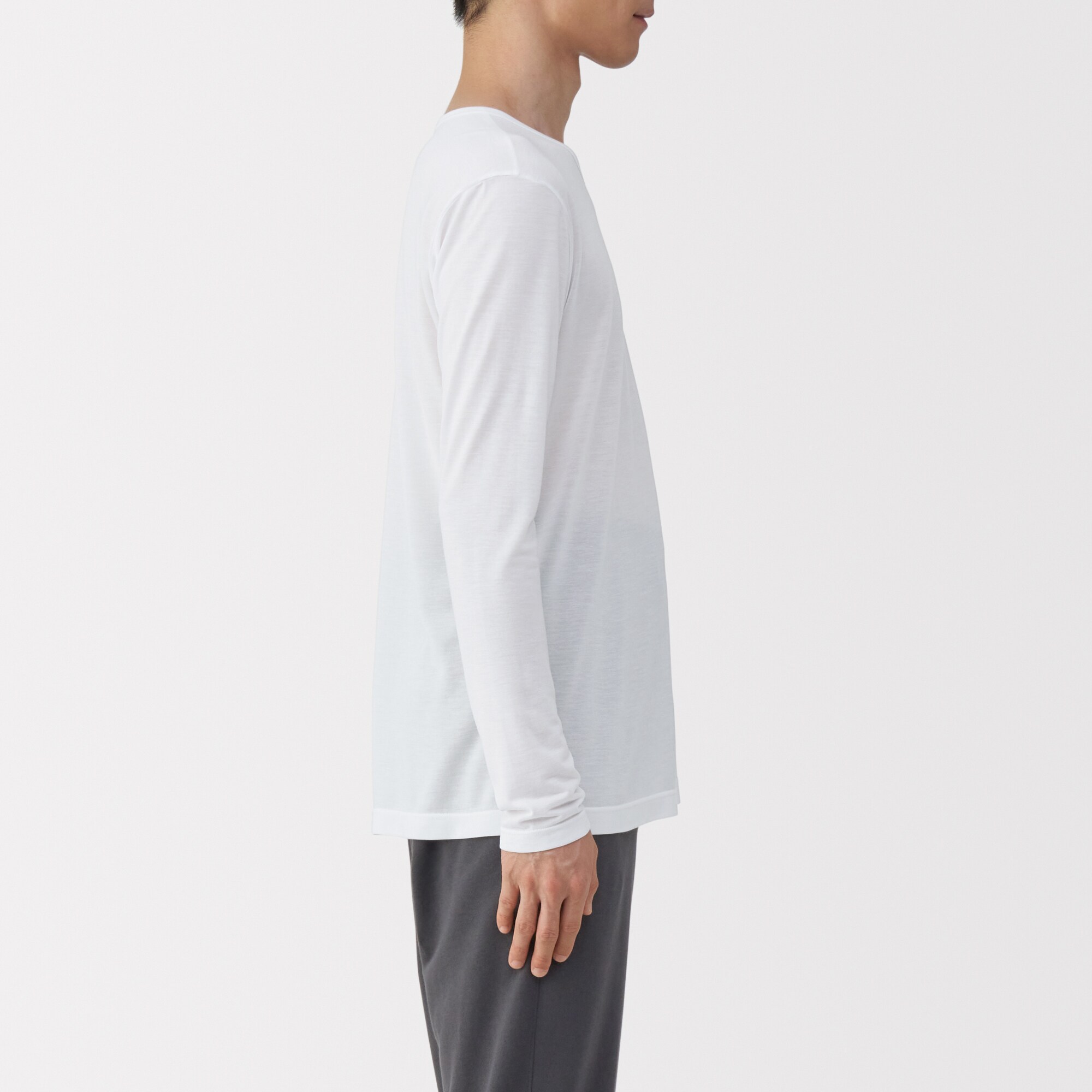 紳士　脇に縫い目のない　なめらか　クルーネック長袖Ｔシャツ