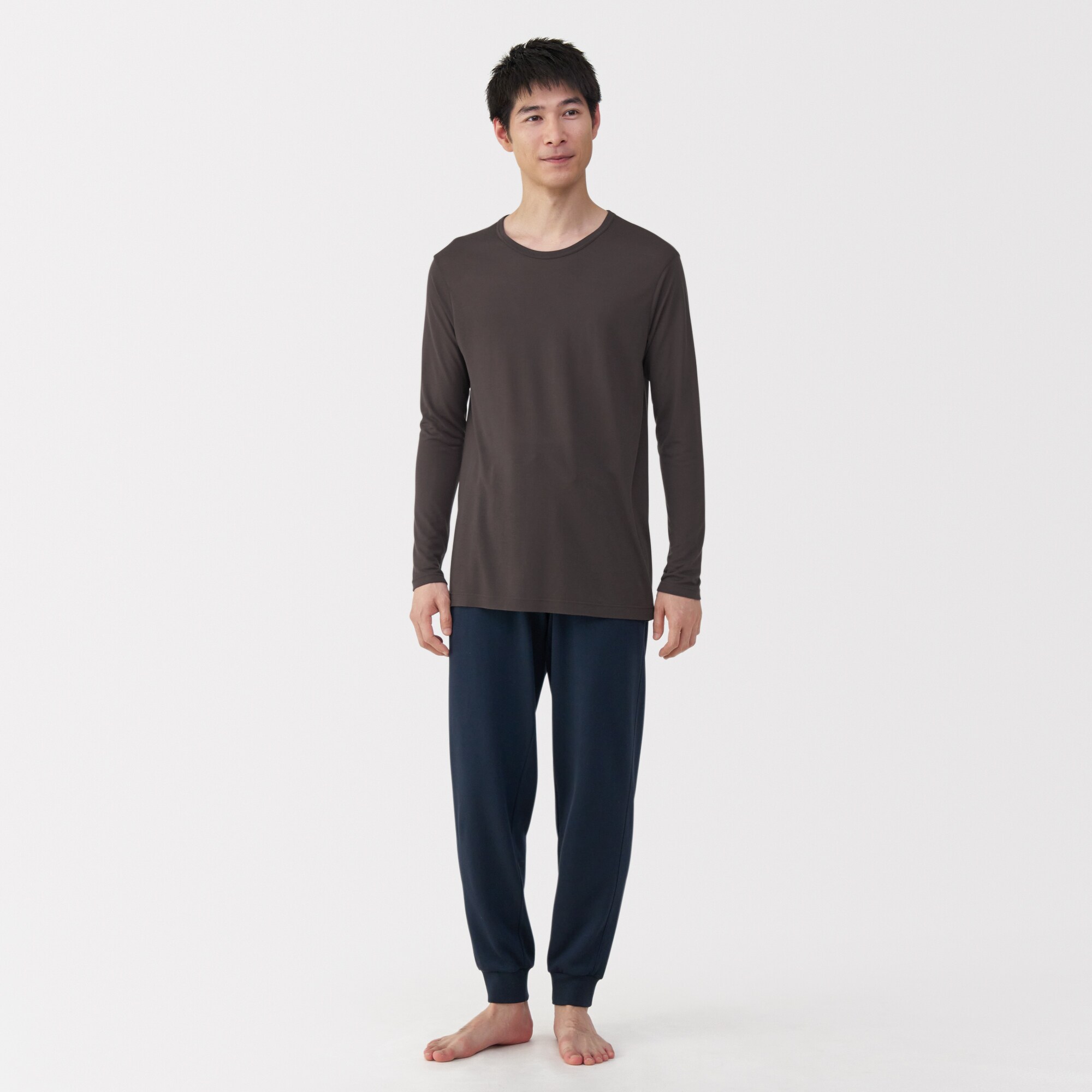 紳士　脇に縫い目のない　なめらか　クルーネック長袖Ｔシャツ