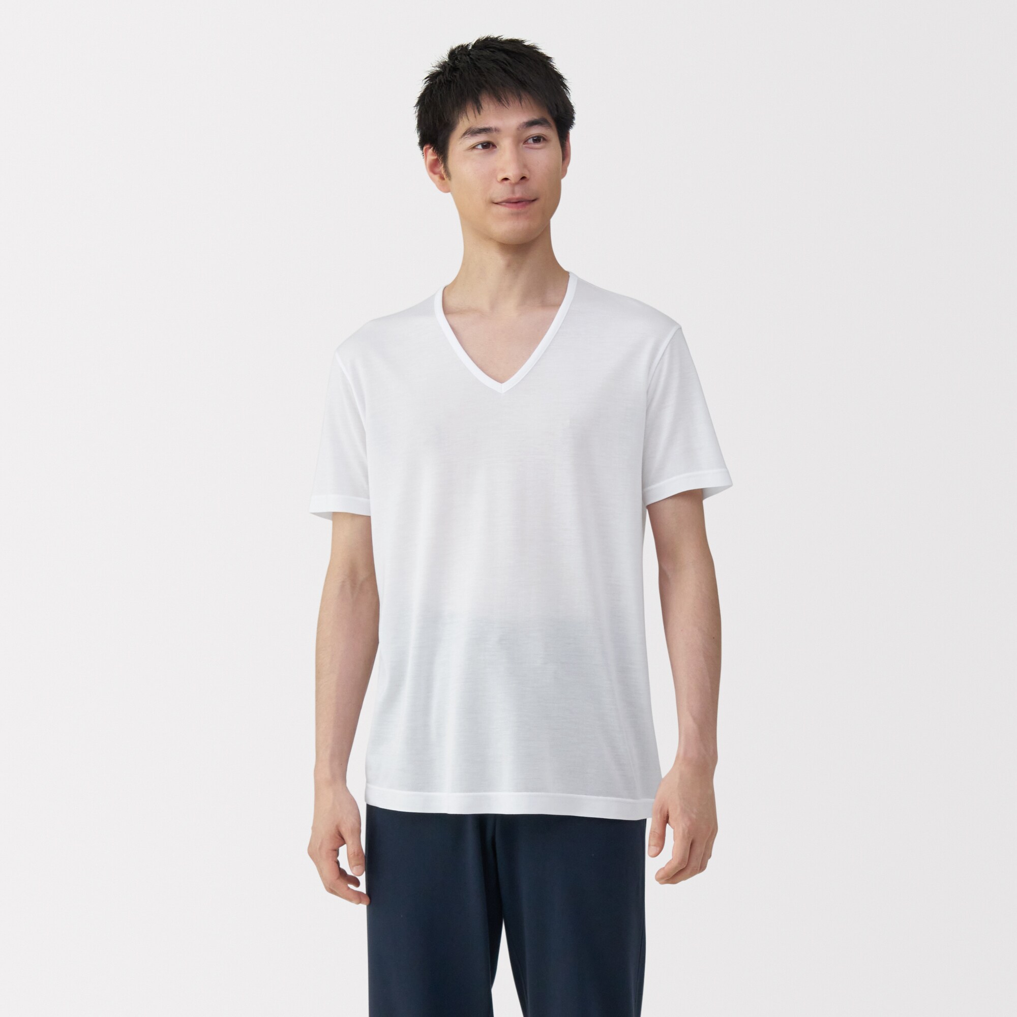 紳士　脇に縫い目のない　なめらか　Ｖネック半袖Ｔシャツ