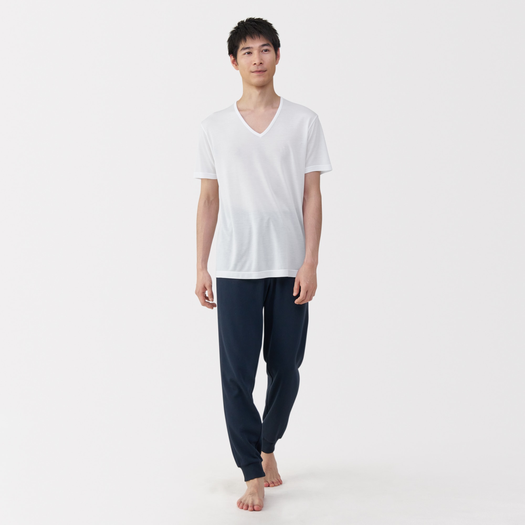 紳士　脇に縫い目のない　なめらか　Ｖネック半袖Ｔシャツ