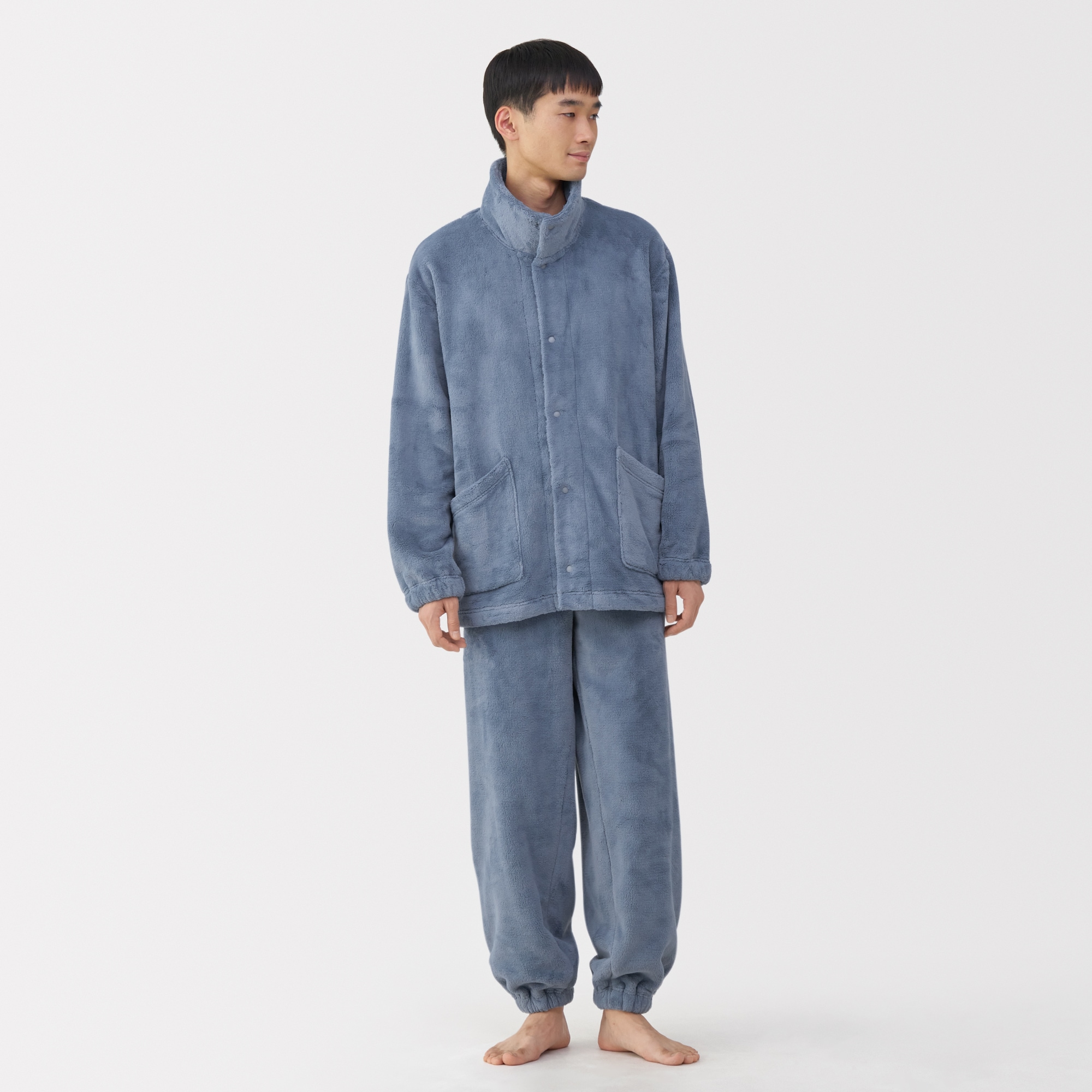 【新品】無印良品 紳士 静電気が起きにくい 着る毛布 パジャマ Mサイズ 紳士 静電気が起きにくい 着る毛布 スタンドカラー長袖パジャマ | 無印良品