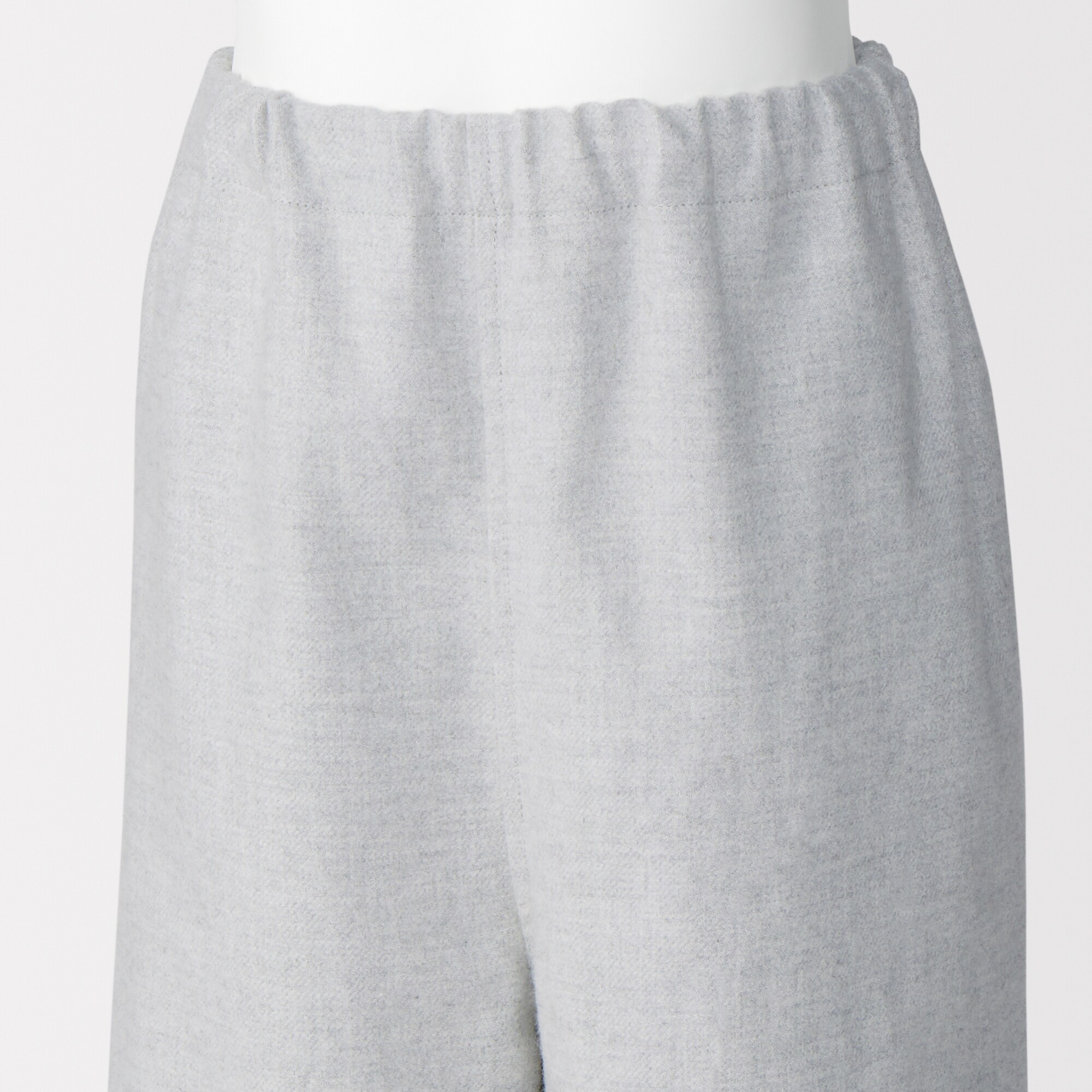 キッズ　脇に縫い目のない　フランネル　長袖パジャマ