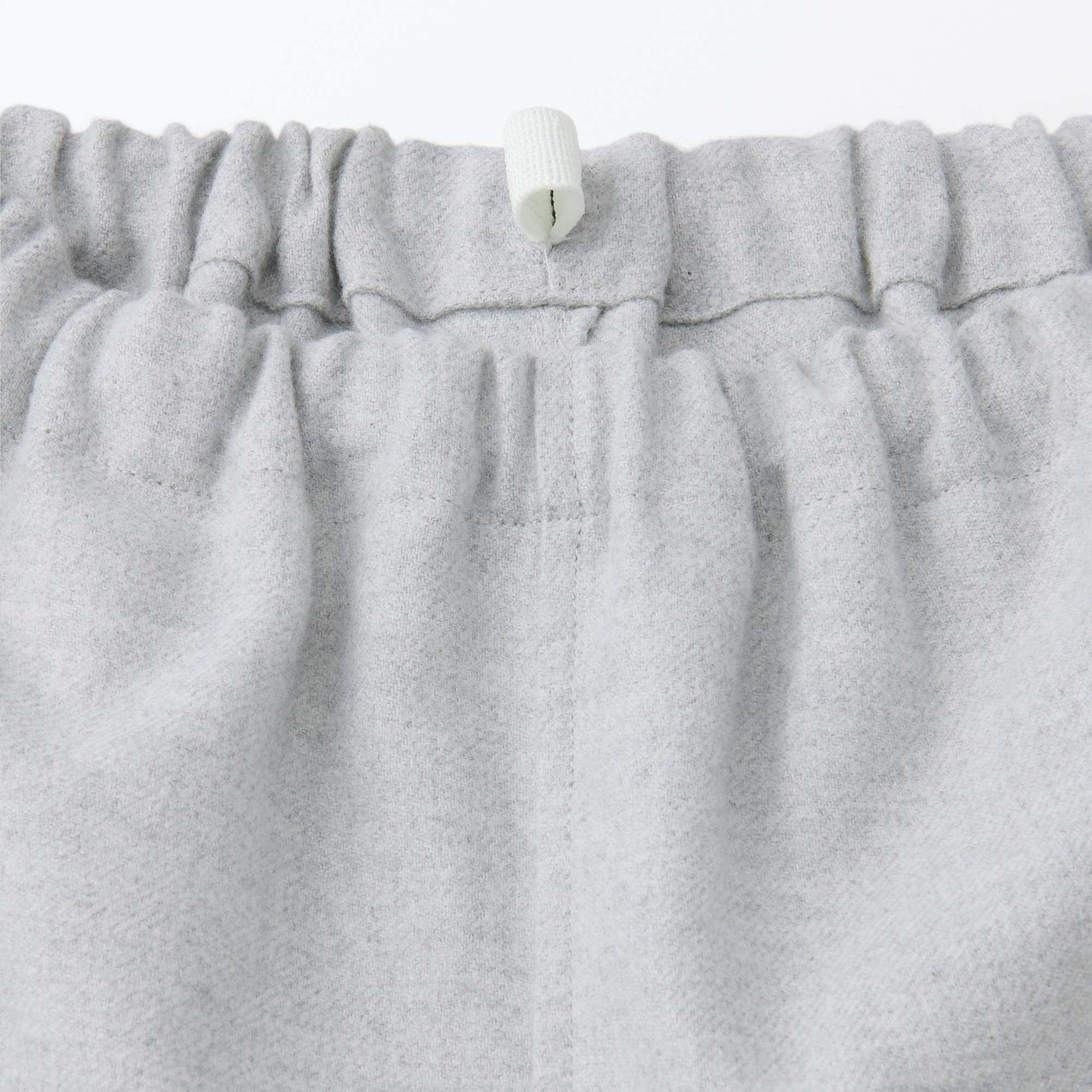 キッズ　脇に縫い目のない　フランネル　長袖パジャマ