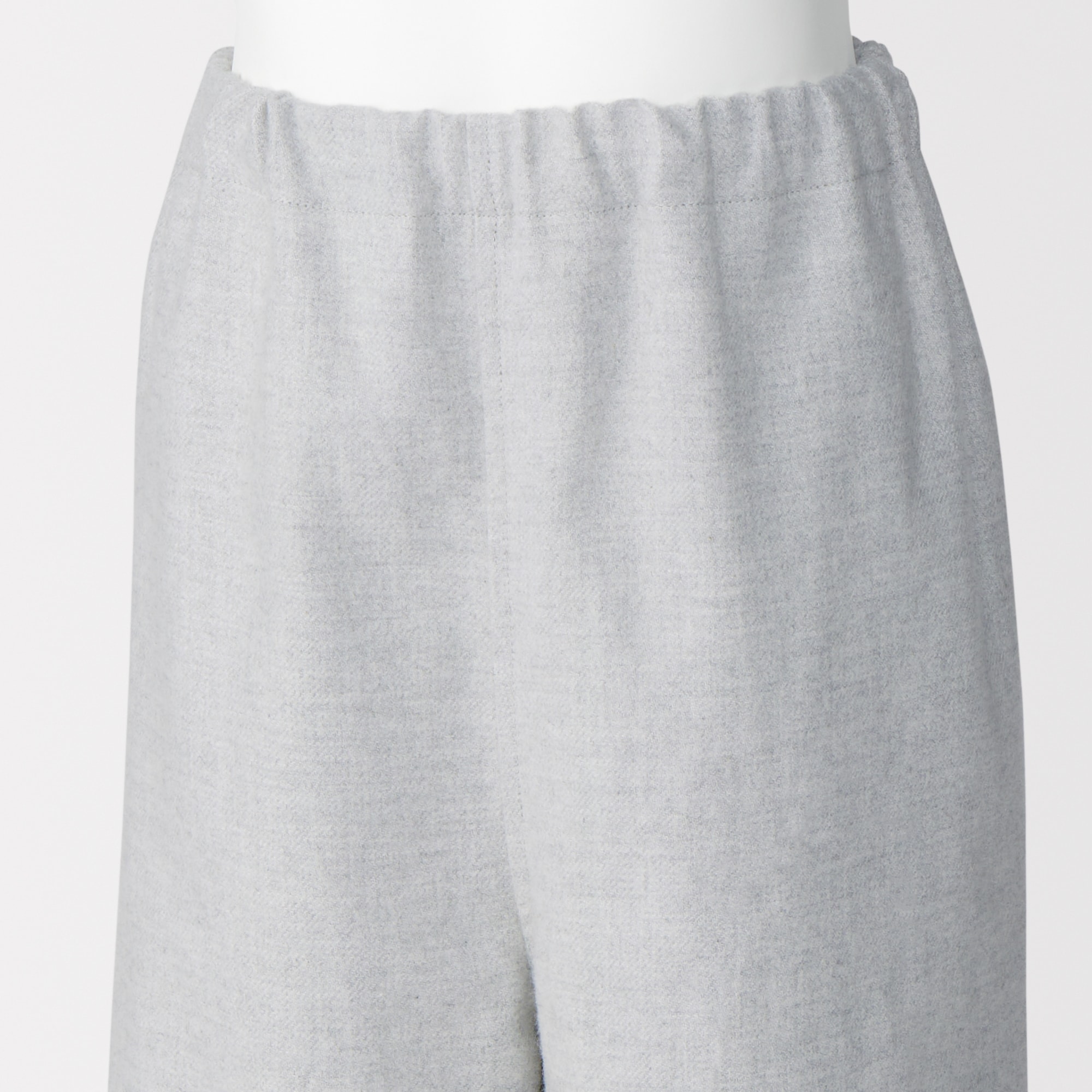 キッズ　脇に縫い目のない　フランネル　長袖パジャマ