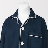 キッズ　脇に縫い目のない　フランネル　長袖パジャマ